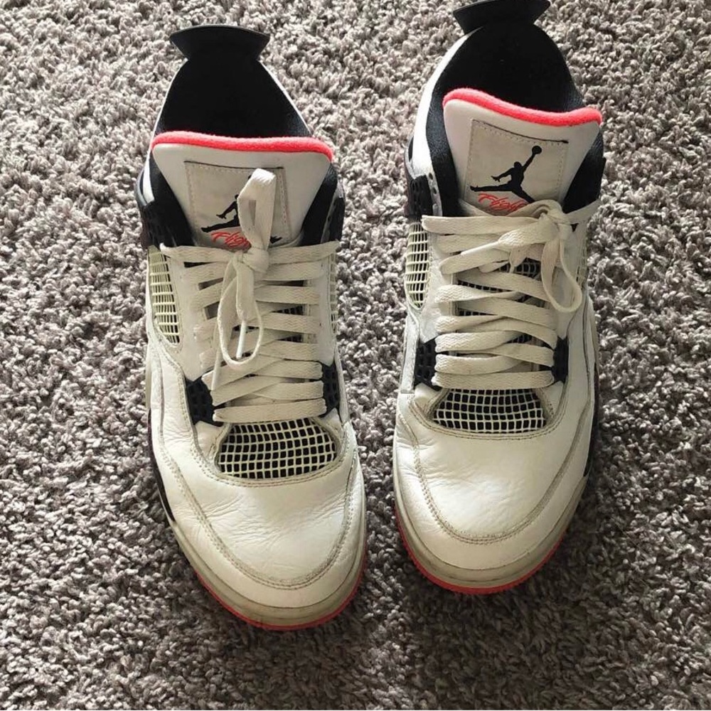 Air Jordan 4 Retro ‘Pale Citron’